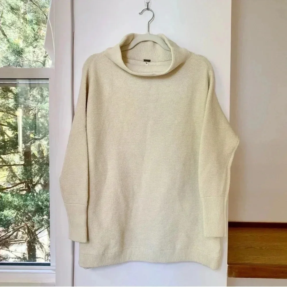 NWT Free People Ottoman Slouchy Tunic Sweater Ribbed Tea Cream XS